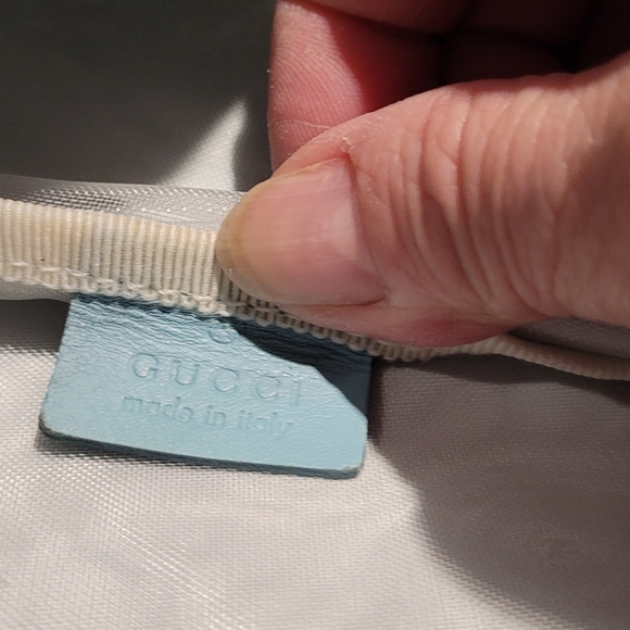 GUCCI AMAZING LIGHT BLUE BAG. LITTLE STAIN INSIDE. VERY CLEAN.OFFERS - Picture 6 of 6